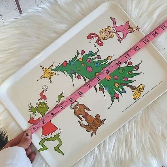 2018 The Grinch Who Stole Christmas Bistro Plastic Serving Platter Collectible - Picture 13 of 14